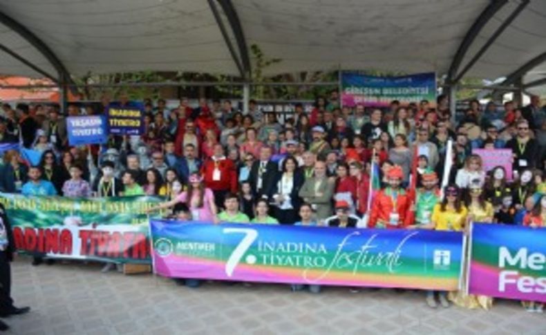 Menemen'de 'İnadına Tiyatro Festivali' zamanı